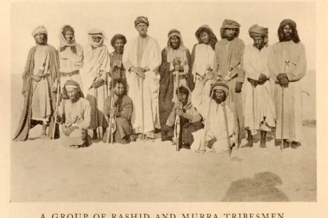 من أمريكا إلى الربع الخالي ليعيش مع بدو البدو